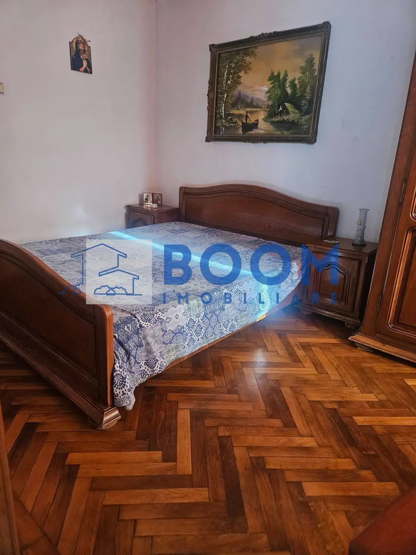 Descriere miniatură 3
