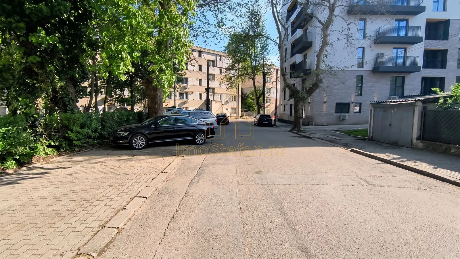 Descriere miniatură 3