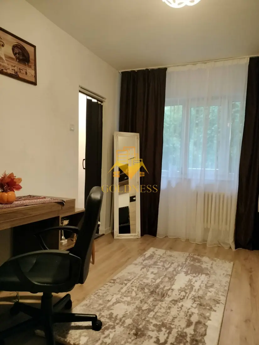 Descriere miniatură 3
