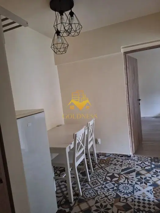 Descriere miniatură 6