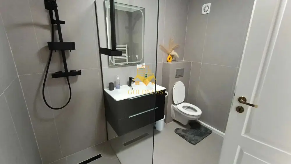 Descriere miniatură 5