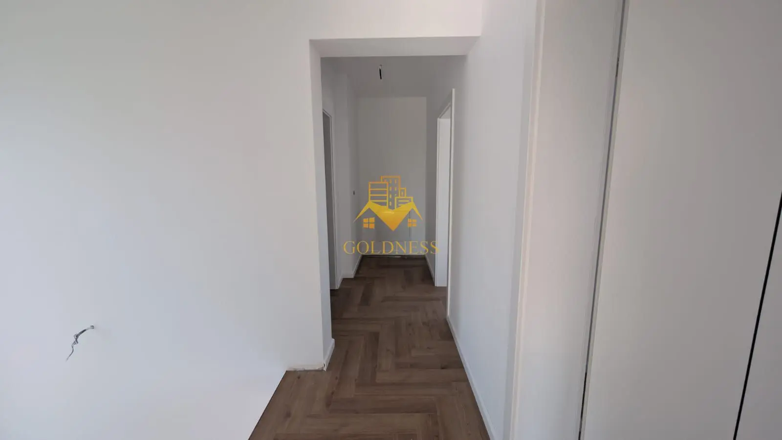Descriere miniatură 5