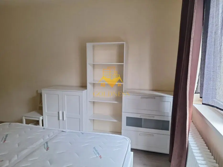 Descriere miniatură 4