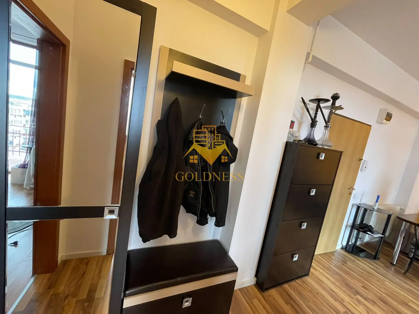 Descriere miniatură 8