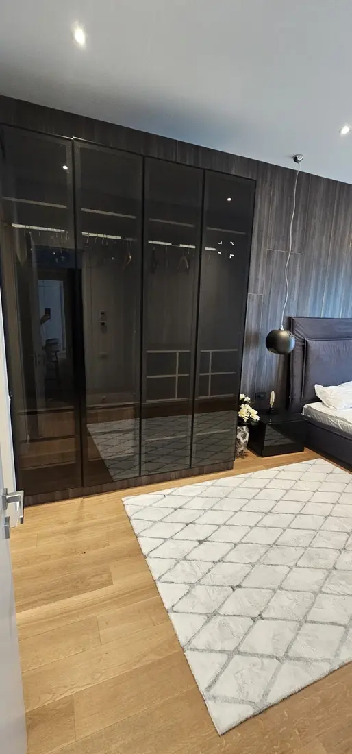 Descriere miniatură 11