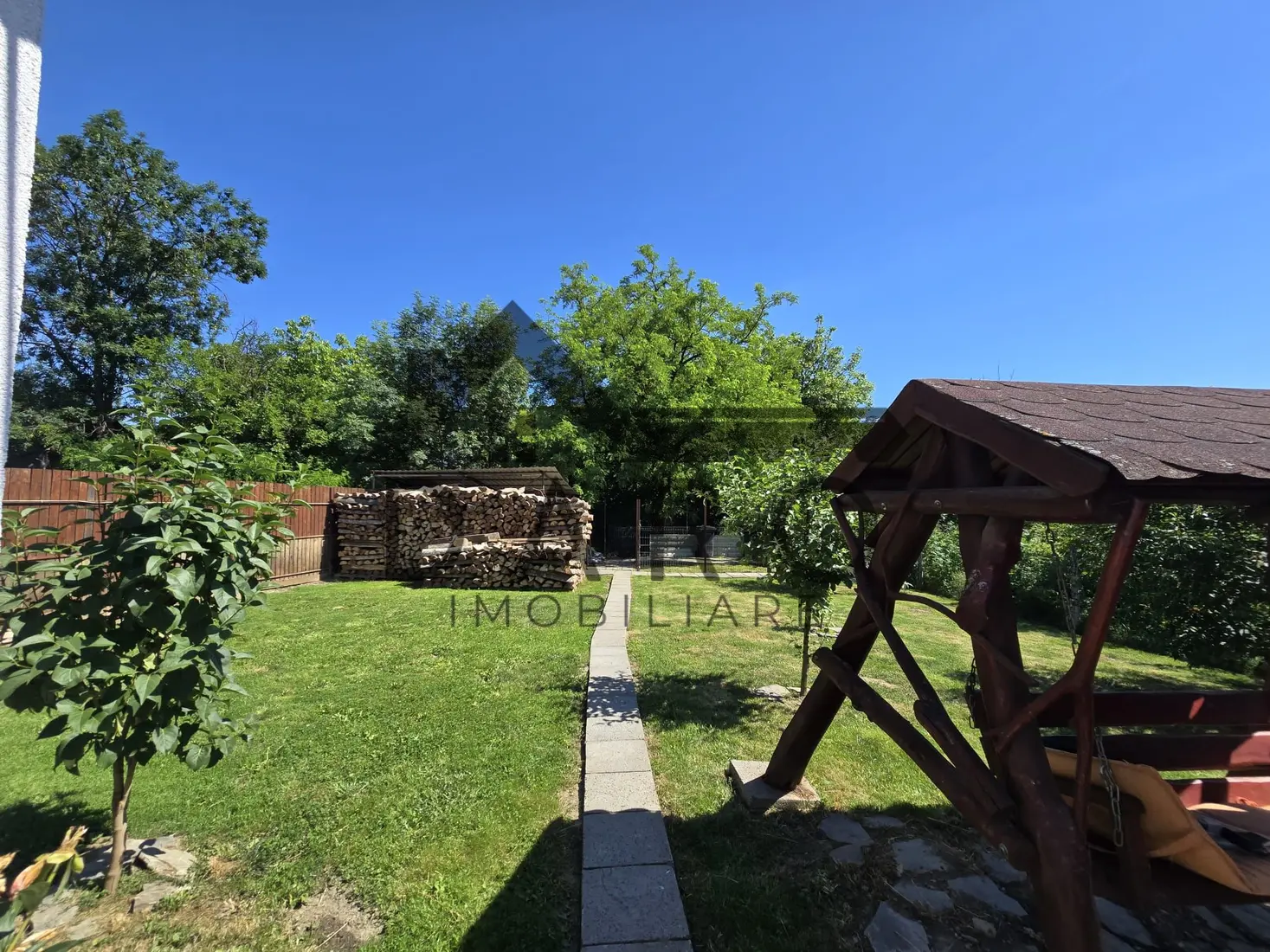 Descriere miniatură 9
