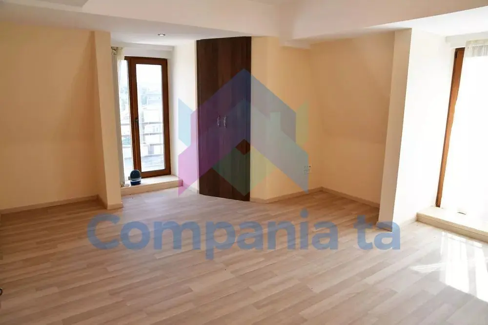 Apartament de vanzare in zona linistita